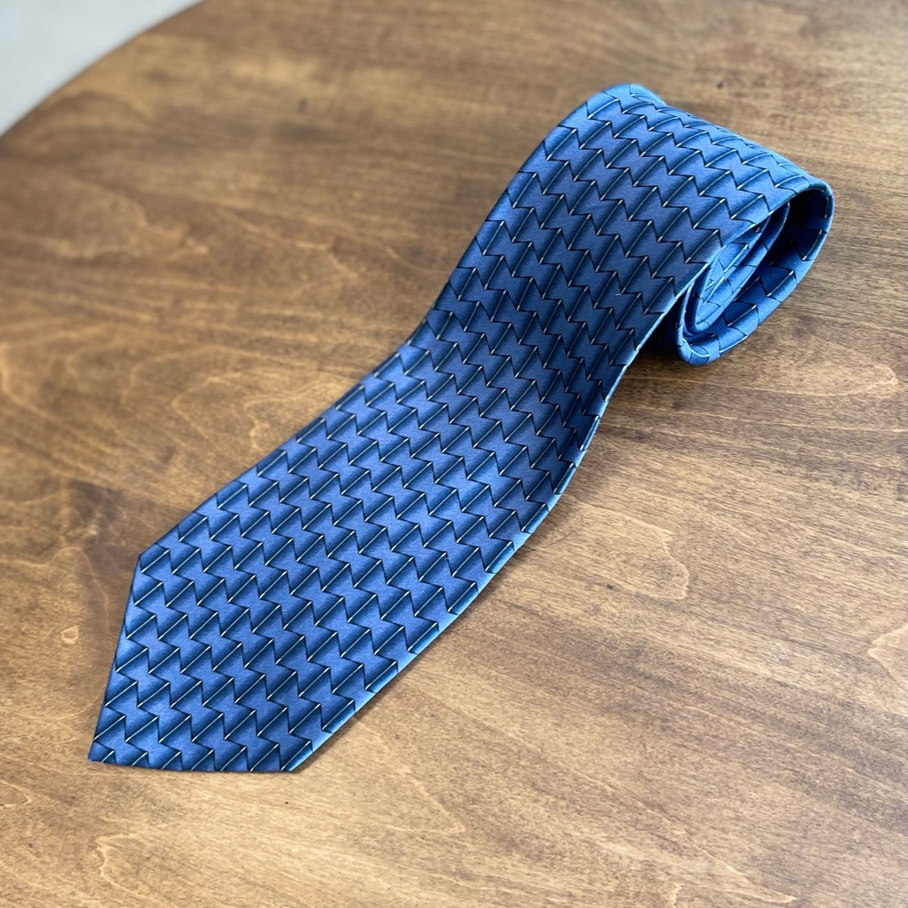 Don Loper Beverly Hills Hand Made 100% Silk Tie